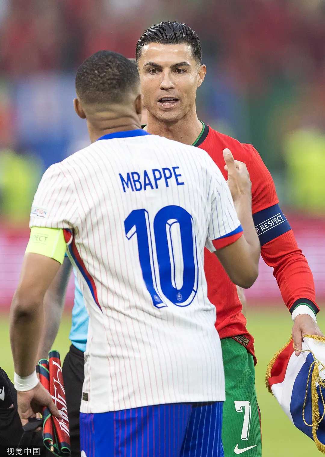 法国队鏖战葡萄牙队,梁靖崑扛起全队 法国队鏖战葡萄牙队,梁靖崑扛起全队