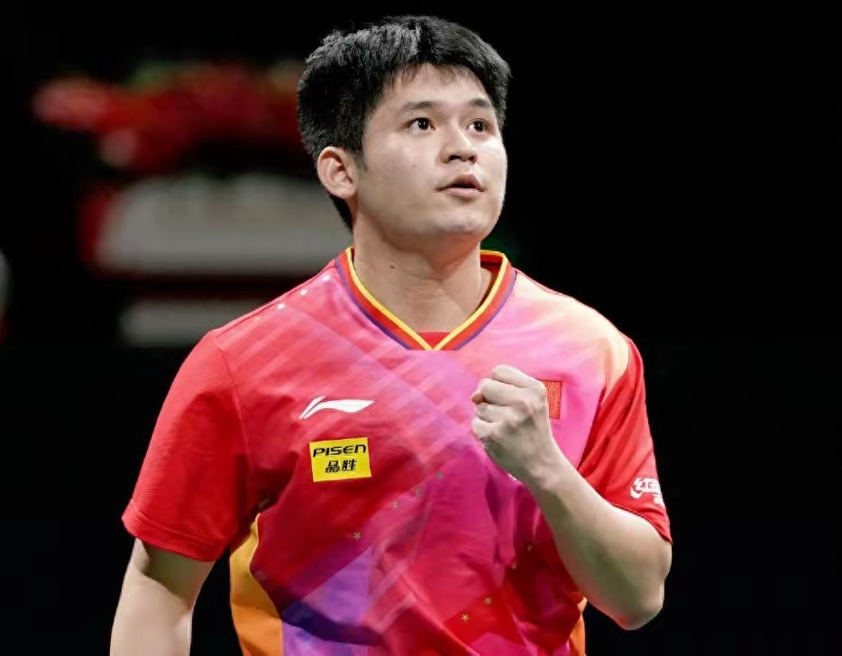 法国队轻取中国队，波尔点燃赛场