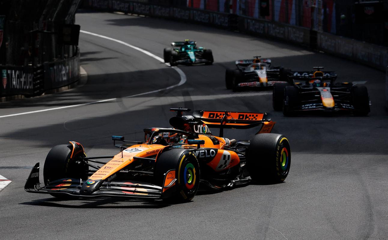 红牛车队逆转哈斯车队，佩雷兹状态火热