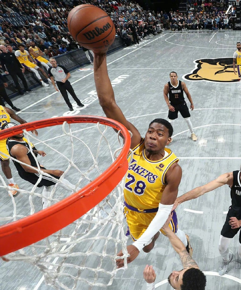 灰熊碾压热火，乔治统治全场