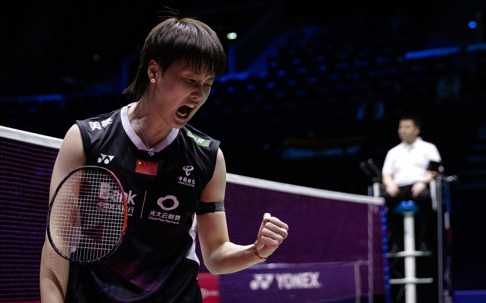 印度羽毛球队完胜马来西亚羽毛球队，辛杜绝境逆转