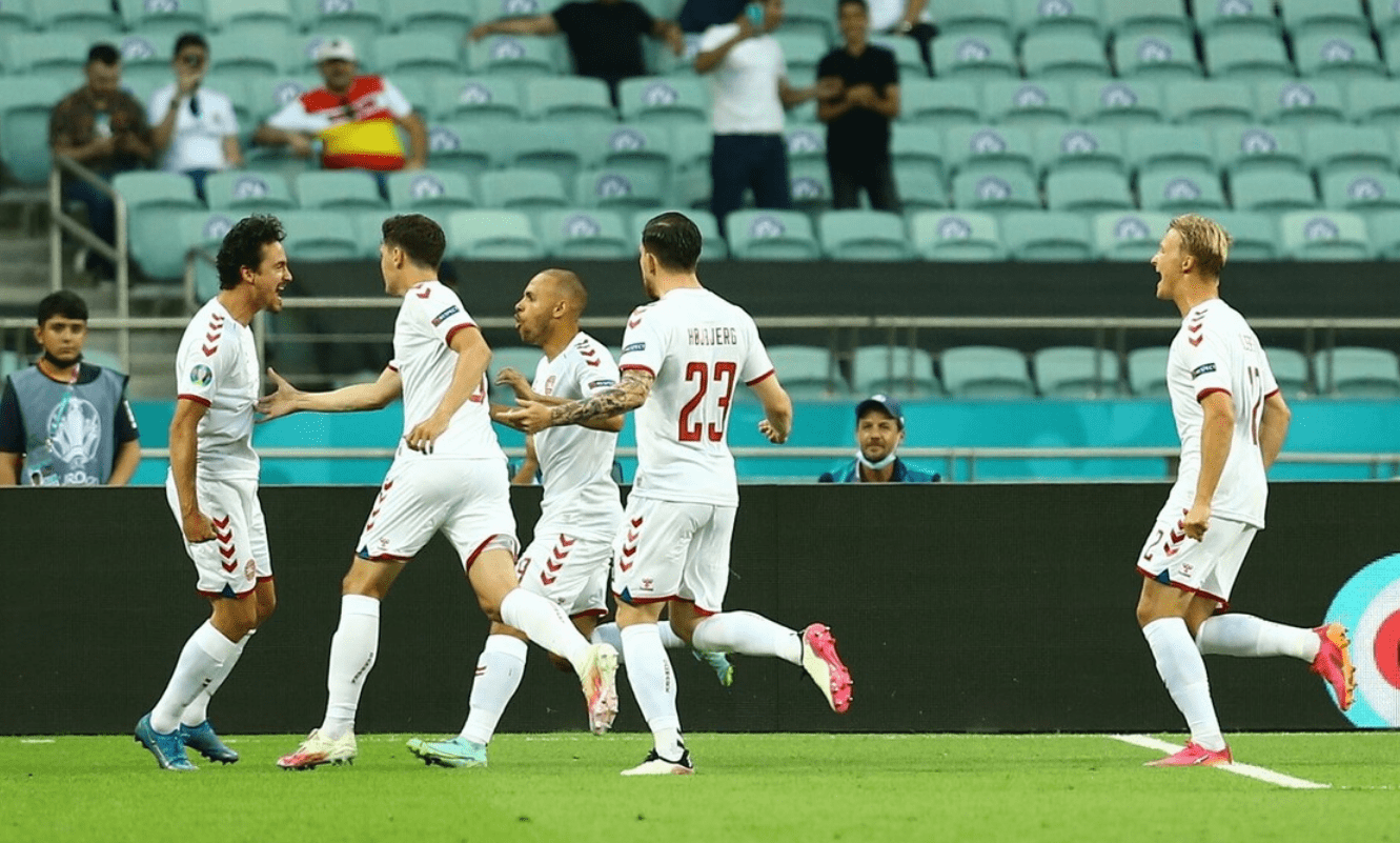 波兰主场逼平丹麦,晋级形势仍具挑战 波兰主场逼平丹麦,晋级形势仍具挑战