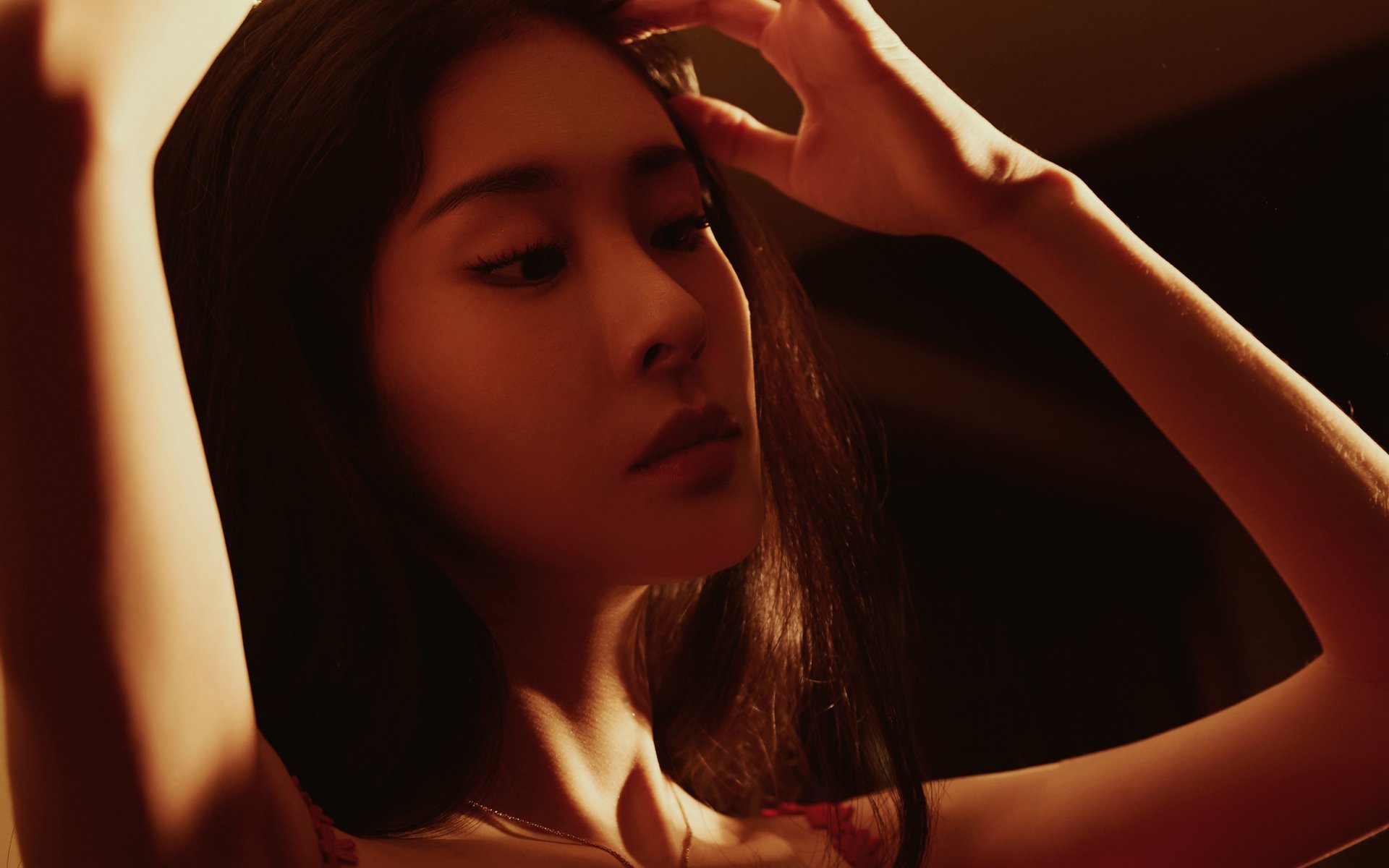 当佛罗伦萨的洪水冲垮郁金香防线，富安健洋在风暴眼中站起