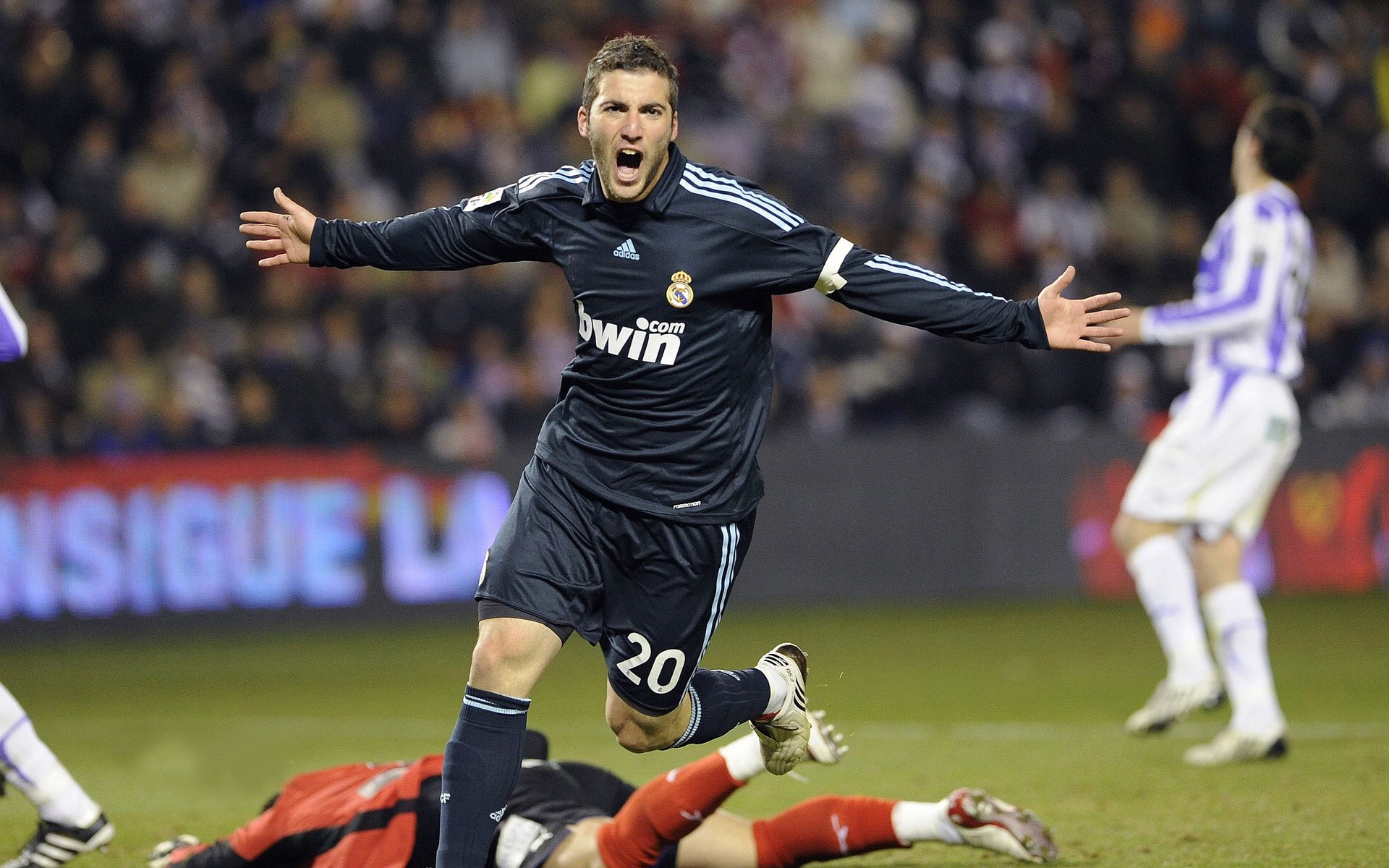 君临城下，哈登完美节奏掌控，国王连续得分狂潮彻底压制奇才